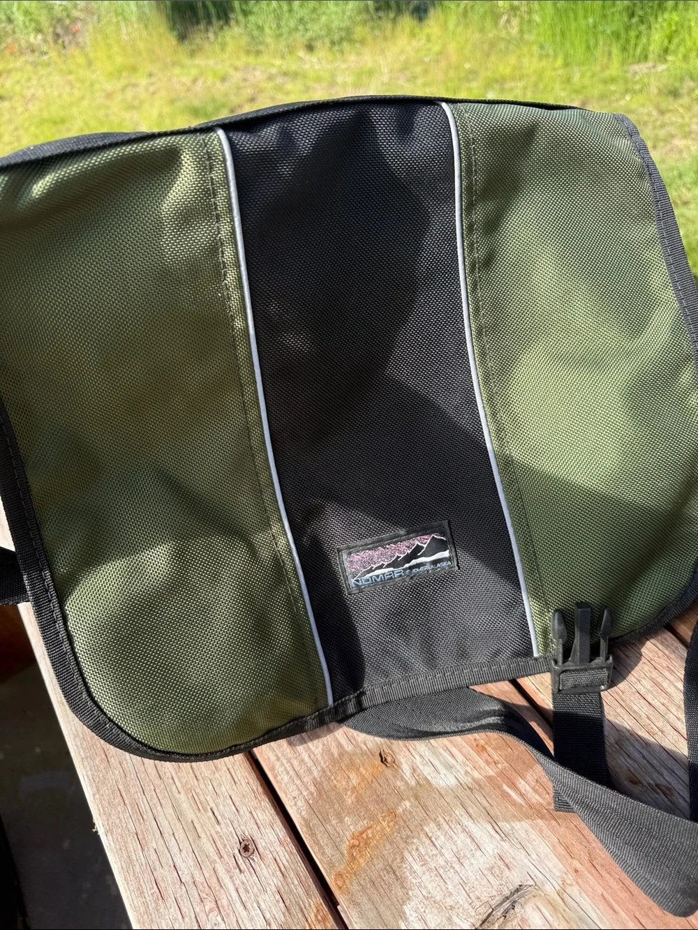 NOMAR Messenger Bag in Olive Green and Black - Crossbody Organizer